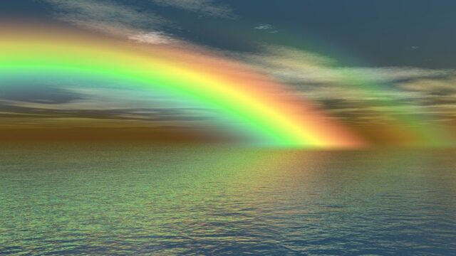 arcobaleno sul mare