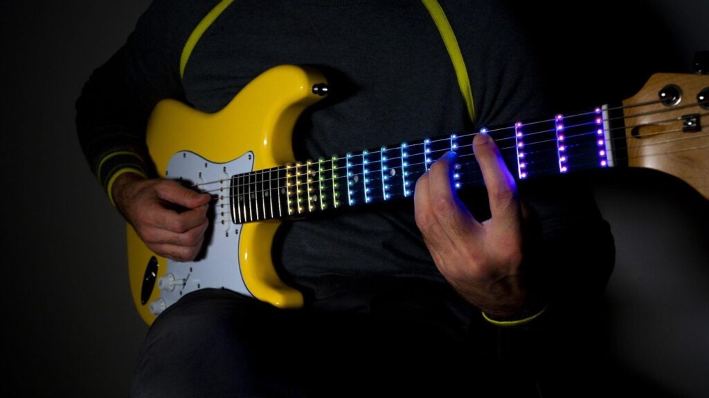 startup innovativa Visual Note, supporto tecnico e digitale per imparare facilmente a suonare la chitarra
