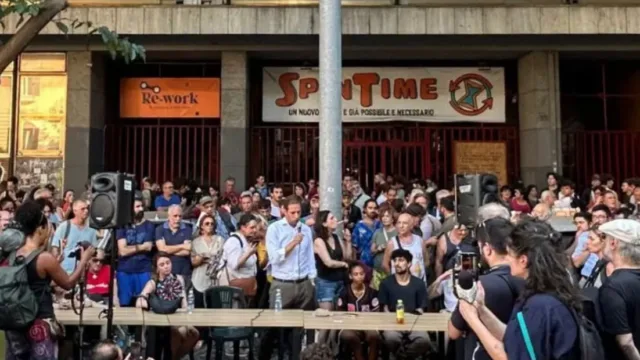 Ingresso di Spin Time Labs a Roma dopo lo sgombero