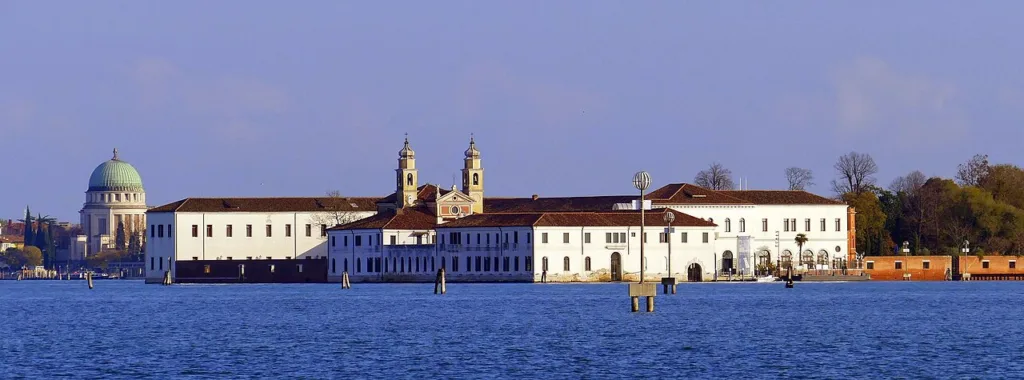 Isola di San Servolo - credit to grumpylumixuser, CC BY 3.0 - wikimedia.org